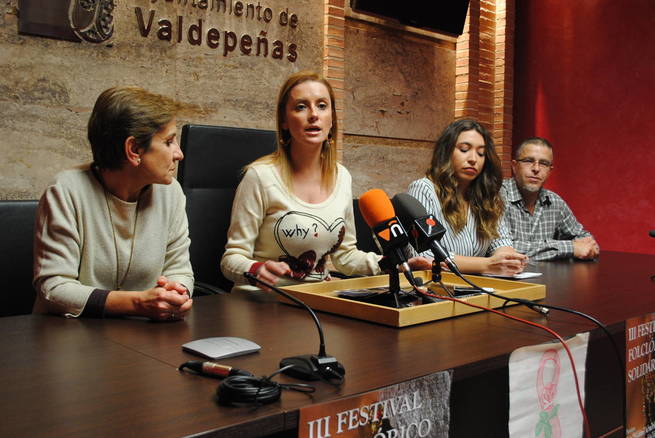 El III Festival de Folclore Solidario de Fermento en Valdepeñas se celebrará este sábado a beneficio de ROSAE