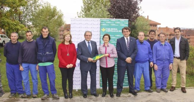 Imagen: La Fundación Caja Rural Castilla-La Mancha premia el trabajo “entregado y eficaz” de APANAS Toledo
