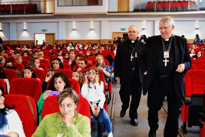 Imagen: El Arzobispo de Toledo y el Obispo de Moyobamba (Perú) transmiten la &quot;alegría del Evangelio&quot; junto a la Infancia Misionera