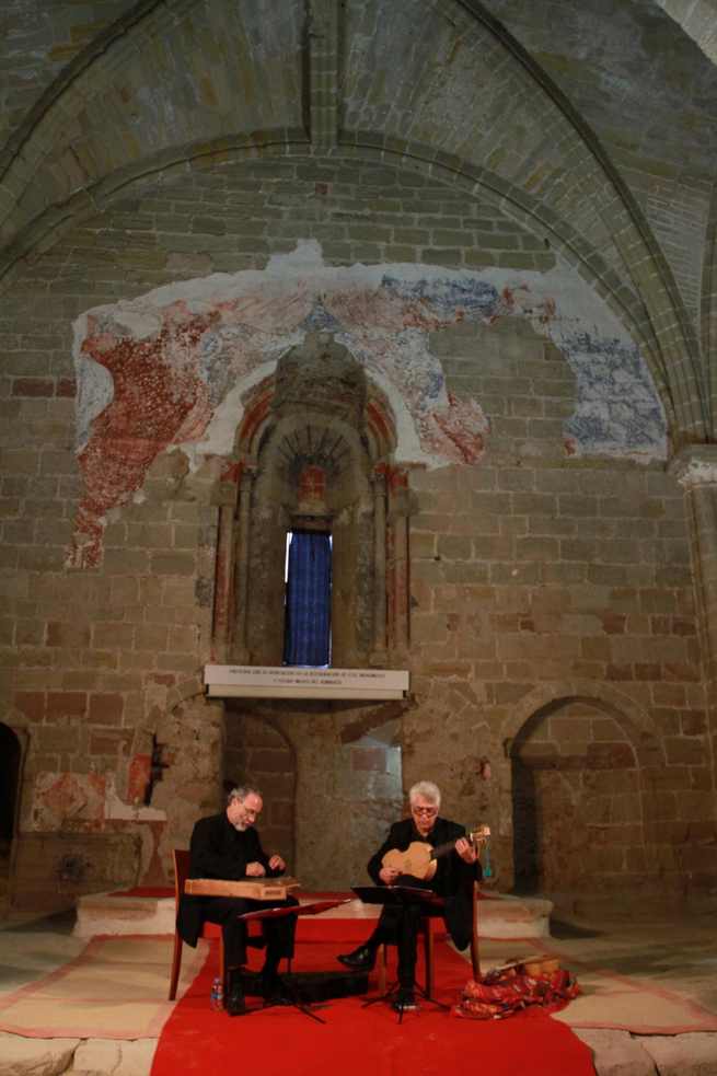 La Iglesia de Santiago volvió al Medievo de la mano de Salterio y vihuela de péñola