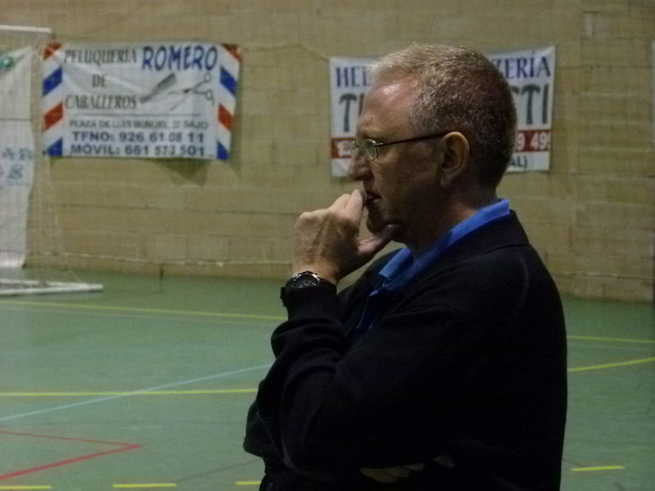 imagen de Daniel Labián sustituye a Ángel Moreno en el banquillo del Manzanares FS