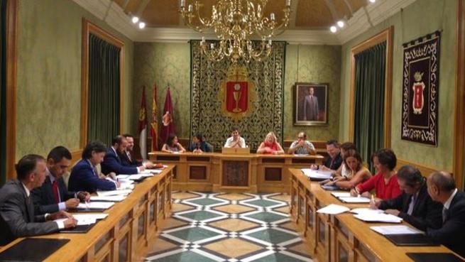 imagen de Aprobadas definitivamente las ordenanzas de 2015 en Cuenca