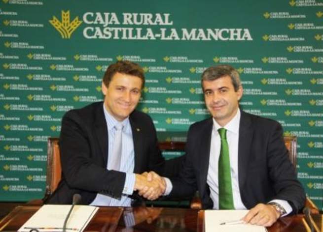 imagen de Caja Rural Castilla-La Mancha fomenta la promoción cultural y deportiva de Escalona