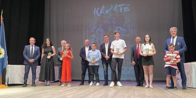 Torrijos ya cuenta con los premiados de la XXI Gala de la Federación Regional de Kárate