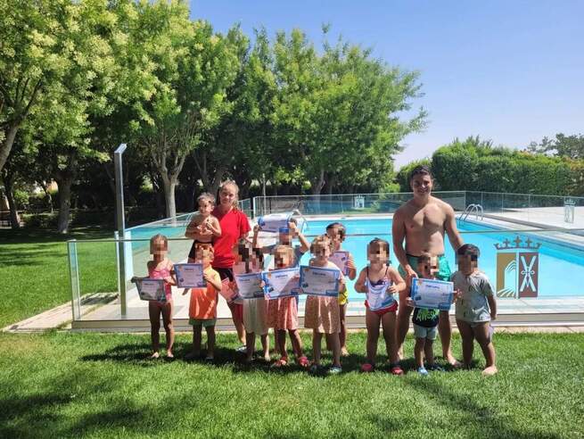 Gran acogida a los cursos de natación en Miguel Esteban, Toledo 