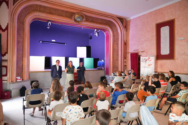 El Gobierno regional resalta su compromiso con el teatro infantil
