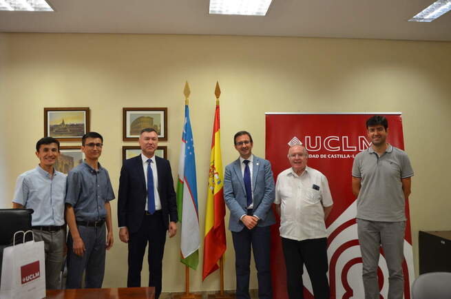 La UCLM recibe a una delegación del Instituto de Lenguas del Mundo de Samarcanda