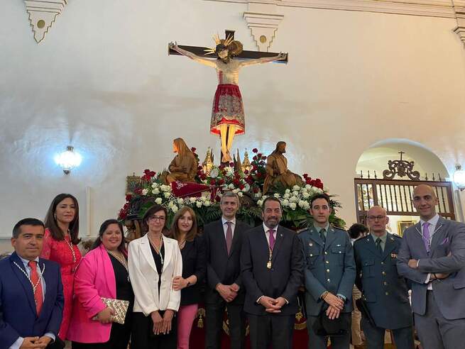 El presidente de la Diputación de Toledo asiste a las fiestas del Santisimo Cristo de la sangre de Torrijos