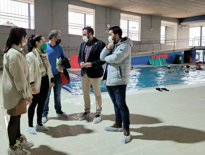 El Ayuntamiento de Azuqueca propone que todo el alumnado de Primaria use la piscina climatizada en la asignatura de Educación Física