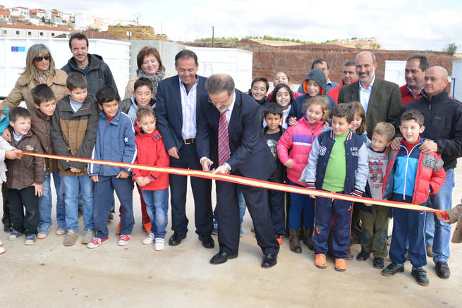 imagen de El Presidente de la Diputación de Ciudad Real ha inaugurado dos puntos limpios en Valenzuela y Almedina imagen de El Presidente de la Diputación de Ciudad Real ha inaugurado dos puntos limpios en Valenzuela y Almedina
