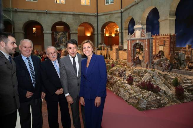 imagen de Cospedal visita el Belén de la Comunidad de Madrid
