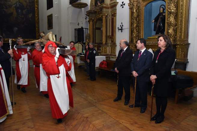 Imagen: El alcalde de Toledo acompañó a la Cofradía del Cristo de los Ángeles 