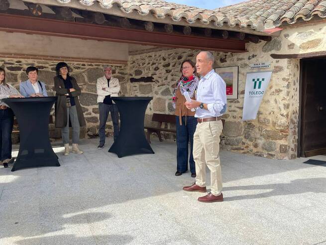 La Diputación de Toledo inaugura la exposición de acuarelas de Vicente Carmena en el Sitio Histórico de Santa María de Melque