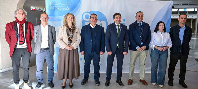 Valverde apuesta por extender a todos los ayuntamientos, sobre todo a los más pequeños, la inteligencia artificial y las nuevas herramientas de gestión con el Proyecto DulcinIA