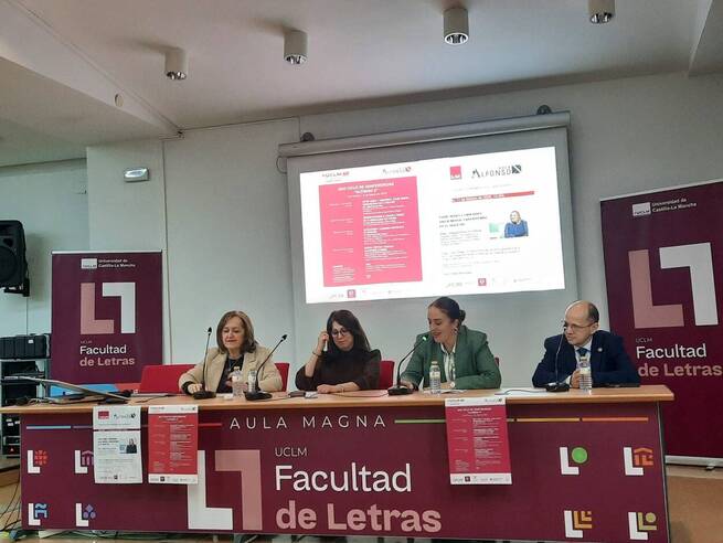 La psiquiatra Abigail Huertas abre el ciclo de conferencias Alfonso X El Sabio, que se prolongará hasta el 4 de marzo