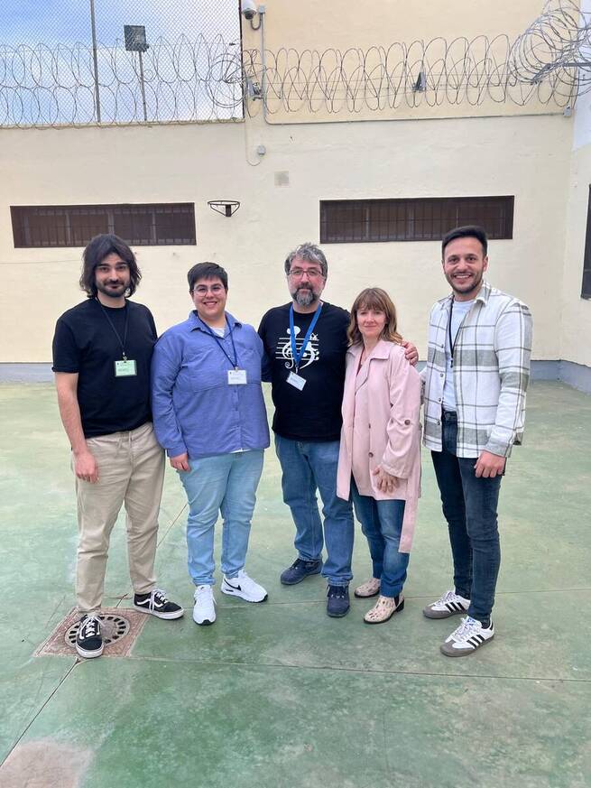 La UCLM inicia en el centro penitenciario de Albacete la cuarta edición de su programa de Ciencia en Prisión