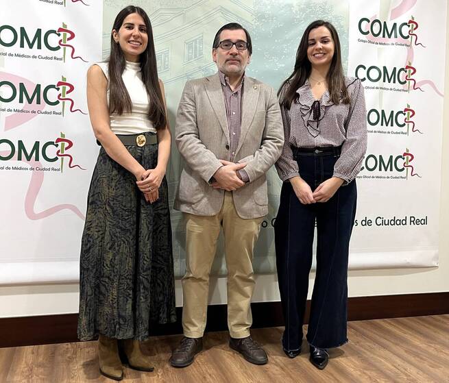 El Colegio de Médicos firma un nuevo acuerdo con Clínica Dental Chaves González que amplía las ventajas para los colegiados
