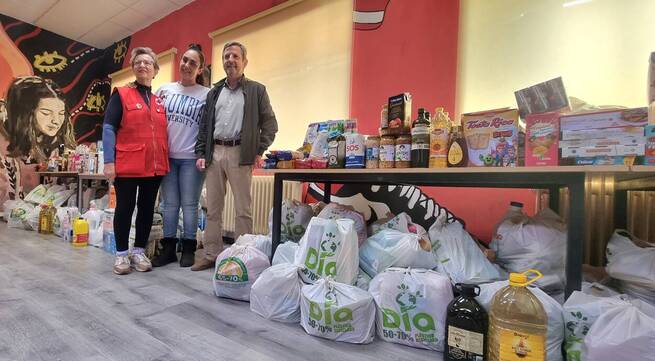 Valdepeñas logra con su Halloween solidario más de 5.000 euros en alimentos para Cruz Roja y Cáritas