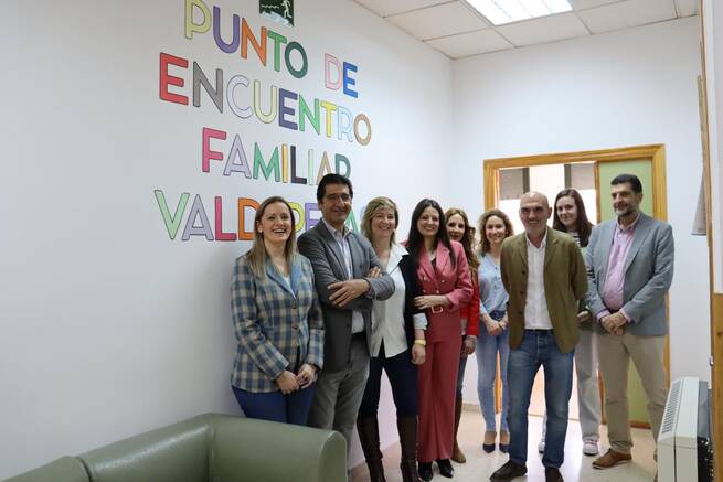Valdepeñas estrena un punto de encuentro familiar puesto en marcha por el Gobierno de Castilla-La Mancha