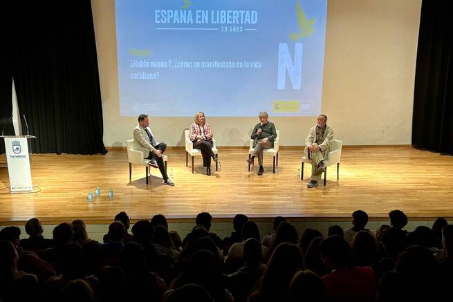 La Subdelegación del Gobierno acerca la memoria democrática a la juventud en Tomelloso