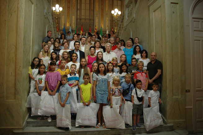50 jovenes ucranianos empiezan su acogida en Ciudad Real con el acto de bienvenida en la Diputación Provincial