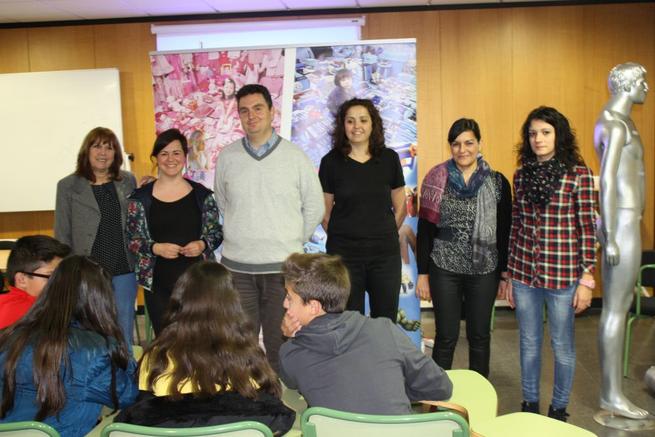 Imagen: Alumnos de 1º de ESO participan en talleres de prevención de violencia de género  