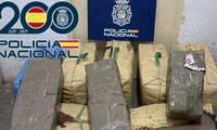 Intervenidos más de 400 kilos de hachís en Valdepeñas tras una persecución policial