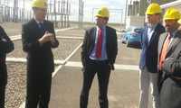 El alcalde de Manzanares y el subdelegado del Gobierno visitan la subestación de Red Eléctrica de España