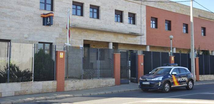 La Policía Nacional desmantela una red de delincuentes sexuales que contactaban con menores a través de apps de citas