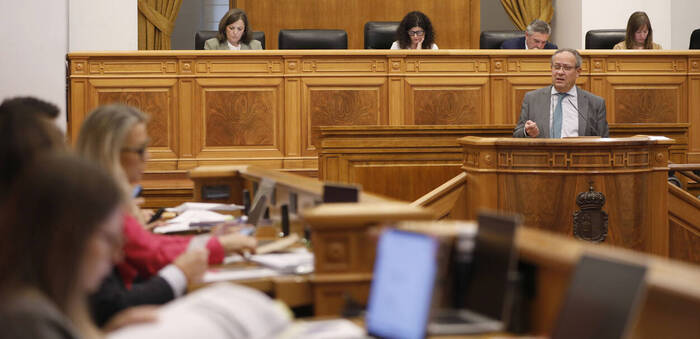 Los Presupuestos de 2026 avanzan en las Cortes tras rechazar las enmiendas totales de PP y Vox