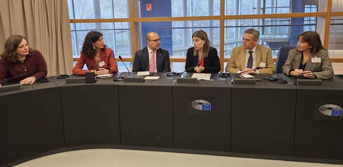 La Mesa de las Cortes visita el Parlamento Europeo para tomar nota de propuestas sobre vivienda e inteligencia artificial