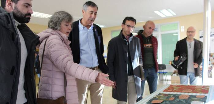 Inaugurada la exposición ‘Las máximas del mundo antiguo’ rescatadas para ‘Delegación Abierta’ por el IES Isabel Perillán y Quirós de Campo de Criptana