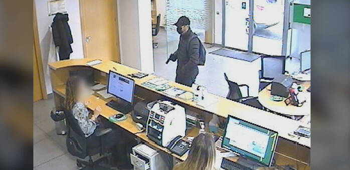 Detenido el presunto autor de dos robos a punta de pistola en bancos de Toledo