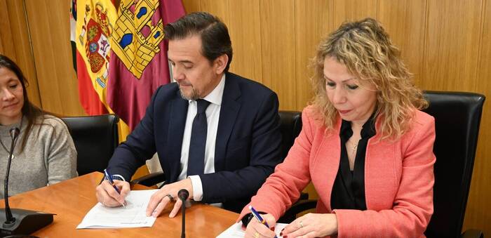 MicroBank y el Ayuntamiento de Socuéllamos firman un convenio de un millón de euros para financiar proyectos emprendedores