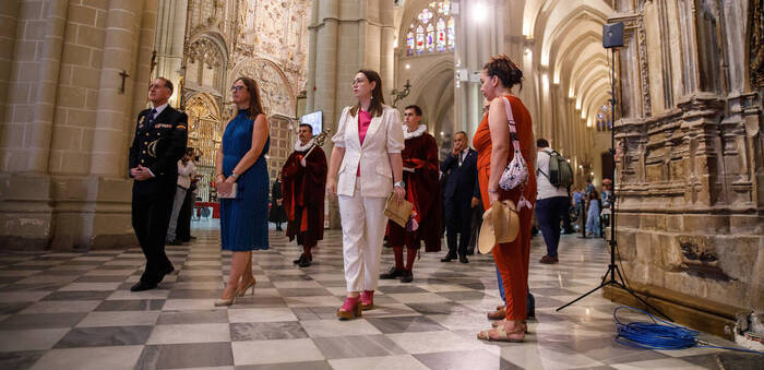 Esther Padilla felicita a los toledanos en el día de la Virgen del Sagrario y destaca la importancia de mantener vivas las tradiciones