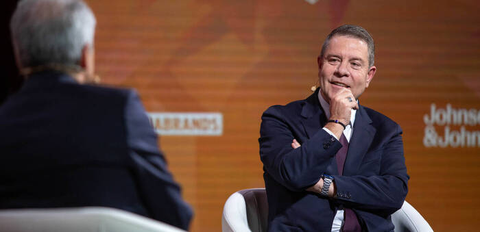 García-Page reclama "volver a los grandes pactos de Estado" frente al "frentismo fabricado"