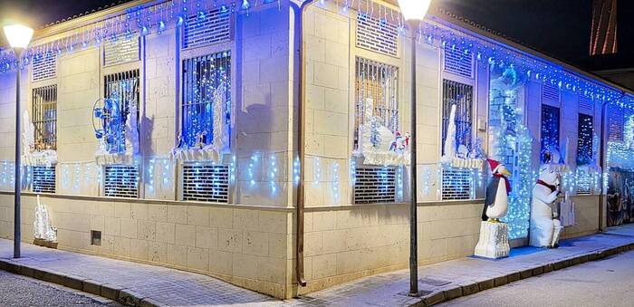 El montaje de la calle Tinajeros 31 gana el primer premio del concurso de decoración navideña de Tomelloso