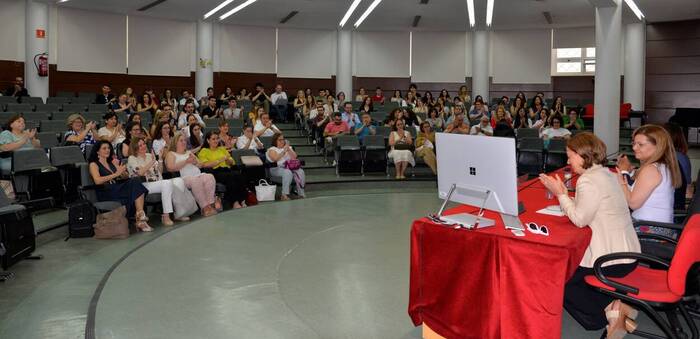 Más de un centenar de investigadores e investigadoras de la UCLM comparten cómo introducen la perspectiva de género en sus trabajos