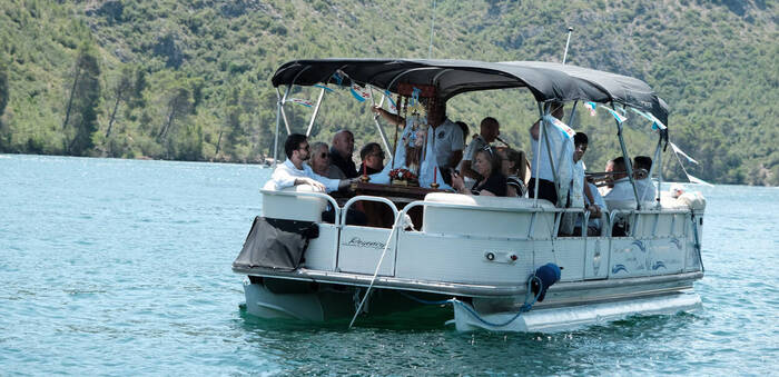 Bolarque honra a la Virgen del Carmen con una emotiva procesión marinera en su XXIII edición