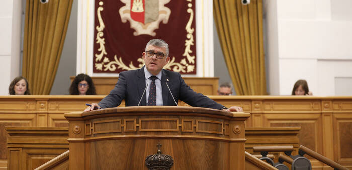 El PSOE acusa a Núñez de actuar "por orden de Génova" para defender a líderes del PP en crisis