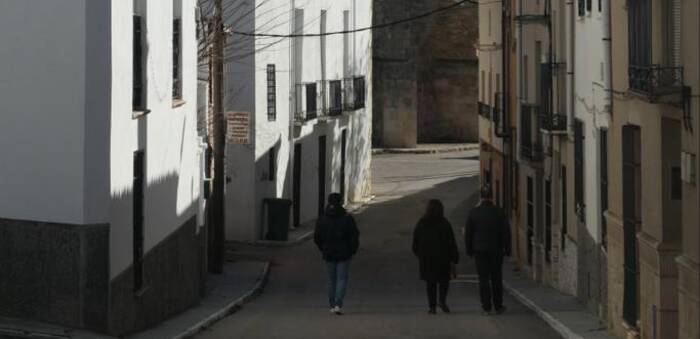 Vecinos de Campos del Paraíso (Cuenca) se movilizan contra una planta de biometano que amenaza su entorno y salud