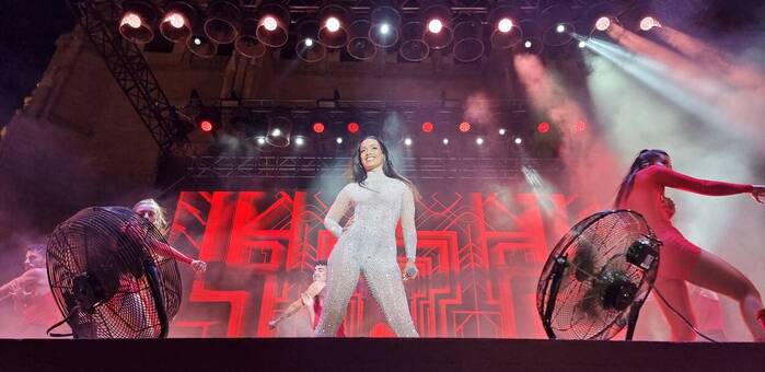 El ‘Chanelazo’ de más de 5.000 personas en la inauguración de las LXXI Fiestas de la Vendimia y el Vino de Valdepeñas