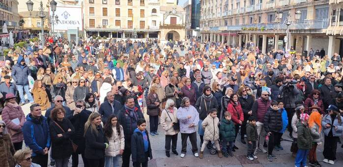 'El Dinosaurio' conquista el Concurso Local de Comparsas con una fantasía donde "la muerte se viste de fiesta"