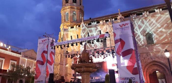 Las peñas de Valdepeñas ya pueden solicitar sus matrículas para las Fiestas de la Vendimia y el Vino 2024