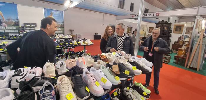 Abre sus puertas la 21ª Feria del Stock de Valdepeñas