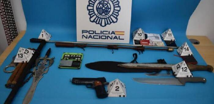 Detenido en Puertollano por intentar atracar una tienda con una pistola simulada