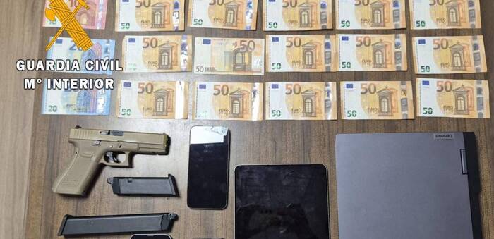 La Guardia Civil desarticula en Toledo un grupo criminal especializado en estafas del 'falso CEO' a empresas