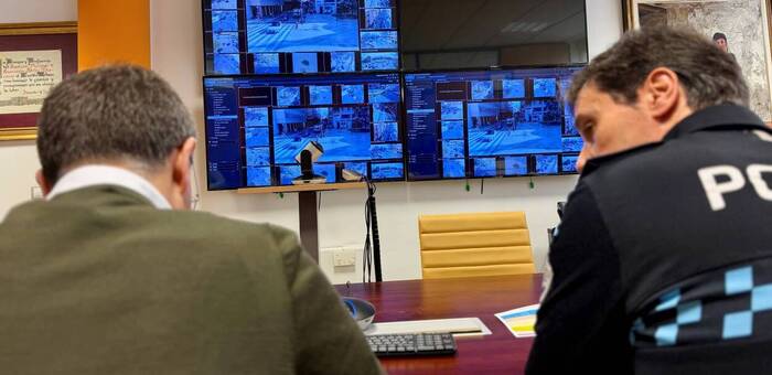 Albacete activa la emergencia por vientos de 100 km/h y pide a los ciudadanos que no salgan de casa