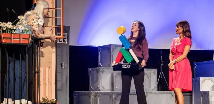 ONCE Castilla-La Mancha abre la convocatoria para sus Premios Solidarios 2025 bajo el lema "¡Vecinas, vecinos!"