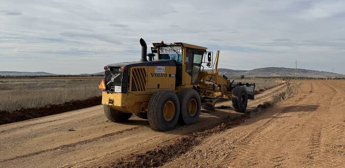 Villacañas inicia un plan de mejora y acondicionamiento de caminos rurales para facilitar el acceso a explotaciones agrícolas
